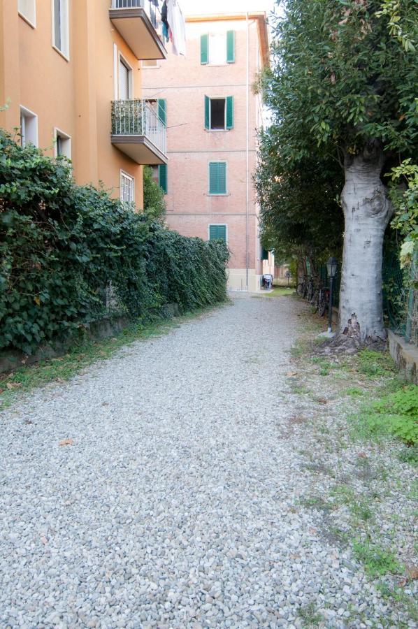 Bolognina Pop - Ambrogiohost Apartment โบโลญญา ภายนอก รูปภาพ
